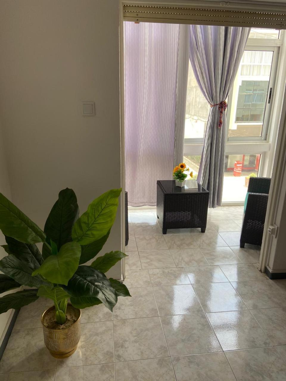 Lovely Apartment In Mindelo City Center エクステリア 写真